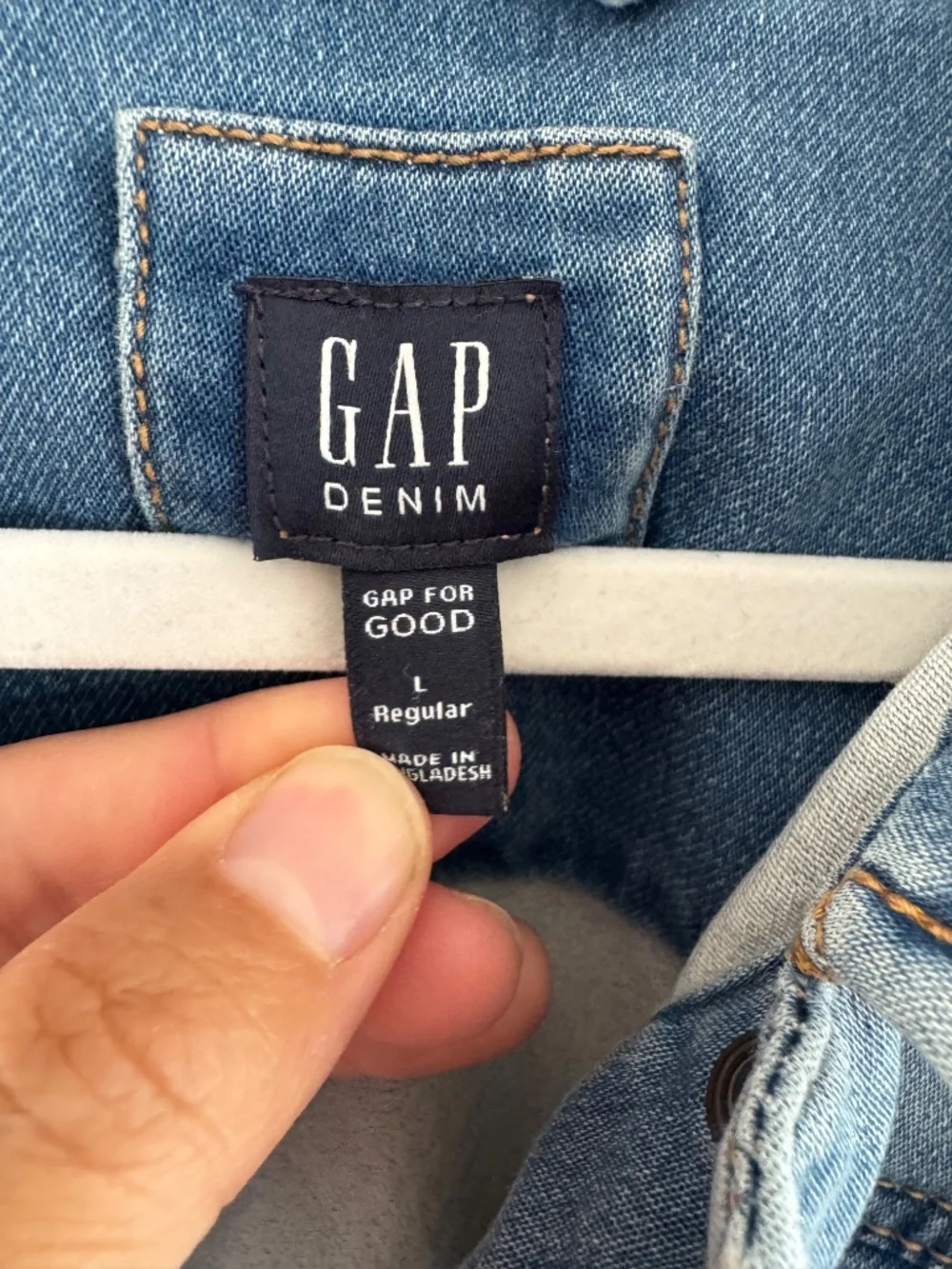 GAP Denim Light Wash Blue Jean Jacket Large - Picture 3 of 3